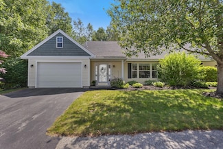 8 Kavanaugh Rd, Old Orchard Beach, ME 04064