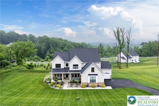 5635 Saucon Ridge Rd, Coopersburg, PA 18036