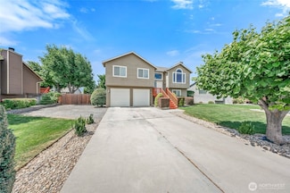2427 Bellanca Ct, East Wenatchee, WA 98802