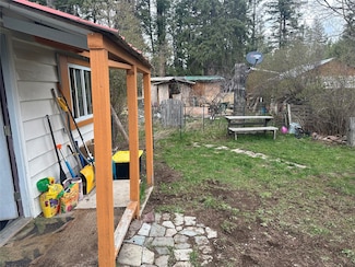 318 & 322 1st Ave N, Martin City, MT 59926
