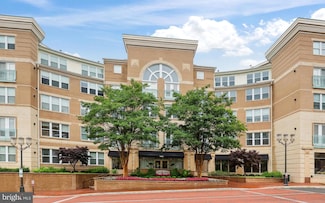12000 Market St Unit 284, Reston, VA 20190