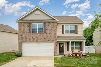 2423 Dewey Creek Ln, Charlotte, NC 28216