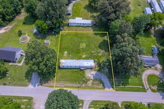 255 E 2nd St, Calhoun, KY 42327