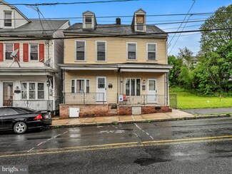433 W Centre St, Shenandoah, PA 17976
