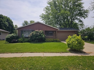 399 Purdue Ln, Elgin, IL 60123