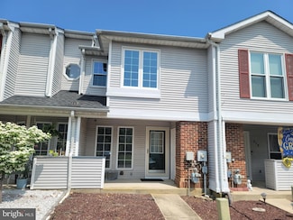220 Lake Arrowhead Cir, Bear, DE 19701