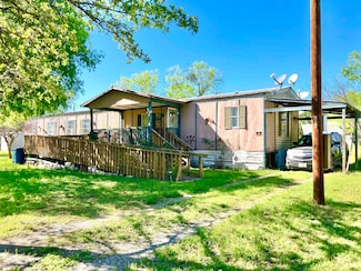 1008 Apache Dr, Burnet, TX 78611