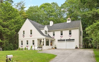 2 Valley Ave, Falmouth, ME 04105
