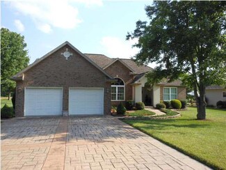 491 E Sleigh Bell Dr, Santa Claus, IN 47579
