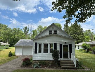 575 Willow Ave, North Tonawanda, NY 14120