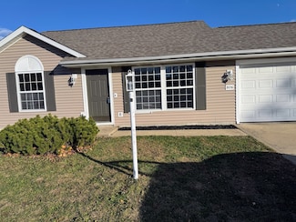 806 S Sunny Ln, Urbana, IL 61802