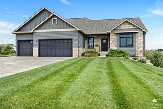 3510 Eldridge Dr, Manhattan, KS 66503