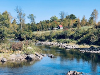 1787 New York 22, Essex, NY 12936