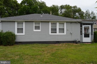 5601 Truman St, Bristol, PA 19007