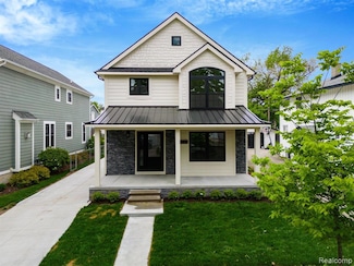 1285 Ruffner Ave, Birmingham, MI 48009