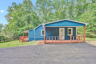 1430 Deborah Ln, Salem, VA 24153