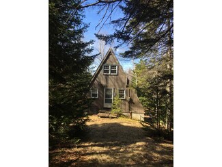 652 Ashuelot Dr, Washington, NH 03280