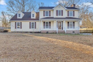 102 Broken Oak Ct, Jacksonville, NC 28540