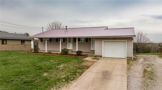 371 Ridgeway Ave, Washington, WV 26181