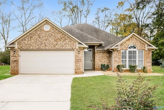 137 Lamirda Ct NW, Huntsville, AL 35810