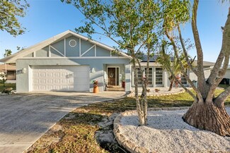 1360 Overbrook Rd, Englewood, FL 34223