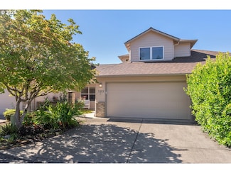 323 NE Fircrest Place, McMinnville, OR 97128