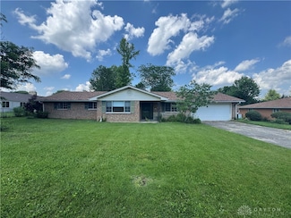 2886 Kemp Rd, Beavercreek, OH 45431