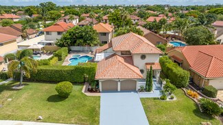 3949 NW 4th Ct, Deerfield Beach, FL 33442