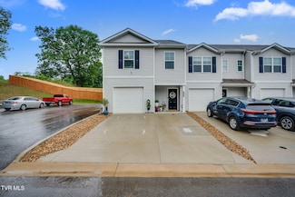 969 Lola Ln, Kingsport, TN 37663