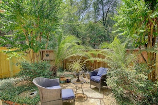 134 Cheswood Manor Dr, Spring, TX 77382