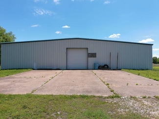 100 Dorton St, Bay, AR 72411
