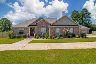 1627 Lorance Dr, Little Rock, AR 72206