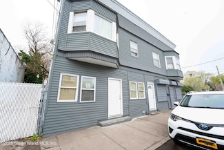 5448 Arthur Kill Rd, Staten Island, NY 10307