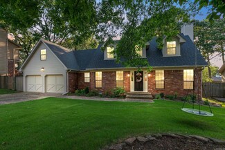 34 Old Forge Ct, Little Rock, AR 72227