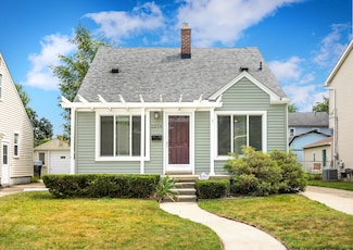 2214 Baxter Ave, Royal Oak, MI 48067