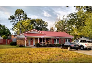 105 Redwood Dr, Vidalia, GA 30474
