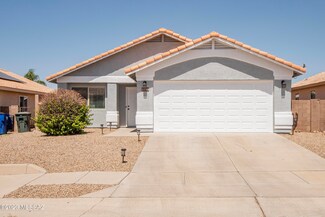 9399 E Yogo Sapphire Ln, Tucson, AZ 85747