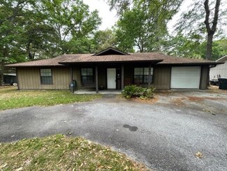 135 Colonial Way, Brunswick, GA 31520