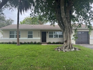 9743 Saddlebrook Dr, Boca Raton, FL 33496