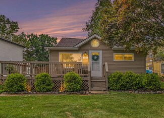 1146 Sunrise Park St, Howell, MI 48843