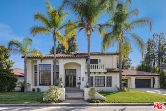 15916 Daniel Ln, Encino, CA 91436