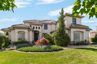 10502 N Willow Ave, Kansas City, MO 64157