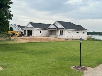 25595 Island View Ln, Sturgis, MI 49091
