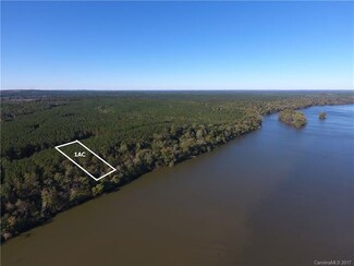 126 Riverbluff Ln, Lilesville, NC 28091