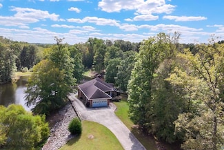 224 Walnut Rd, Danville, VA 24541