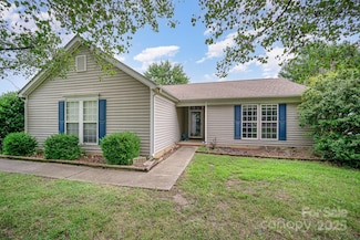 3606 White Swan Ct, Indian Trail, NC 28079