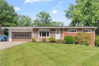 208 Chan Mowr Dr, Valencia, PA 16059
