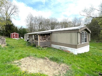 29389 Campbell Rd, Hanoverton, OH 44423