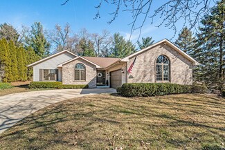 4105 Heights Ln, Kalamazoo, MI 49008