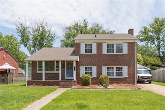 3 Westphal Dr, Hampton, VA 23669